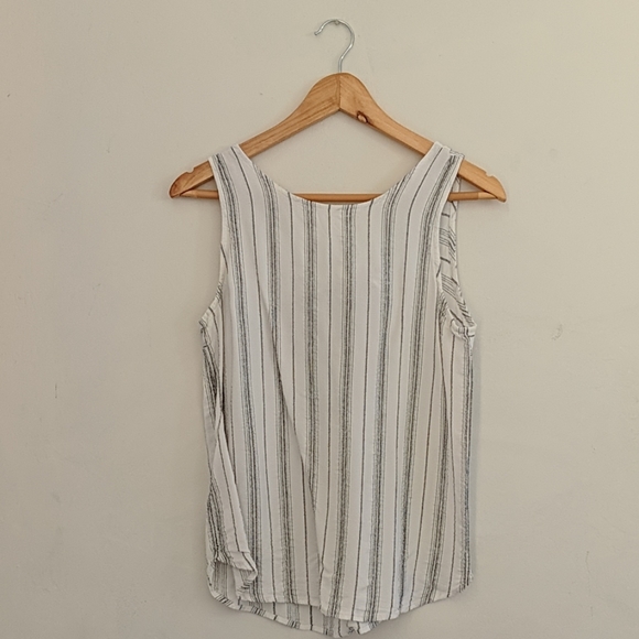 Light and comfortable Top - Picture 3 of 4